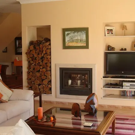 Luxurioese Privatvilla Mit Infinity-pool By Interhome Сasa de vacaciones