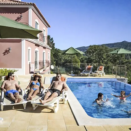 Сasa de vacaciones Luxurioese Privatvilla Mit Infinity-pool By Interhome